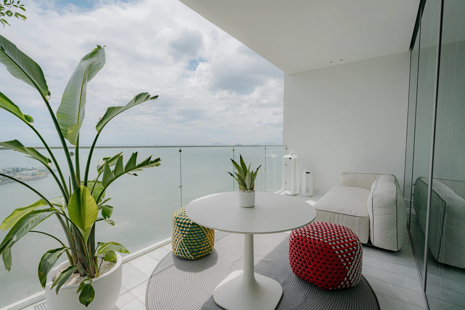 Balcony with sea view