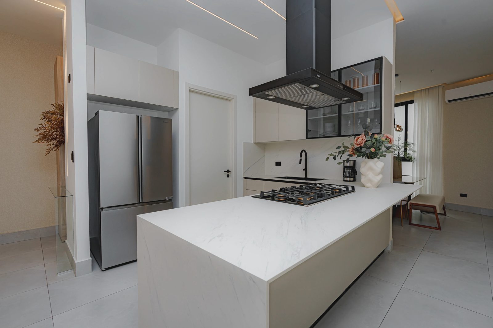 Kitchen with island